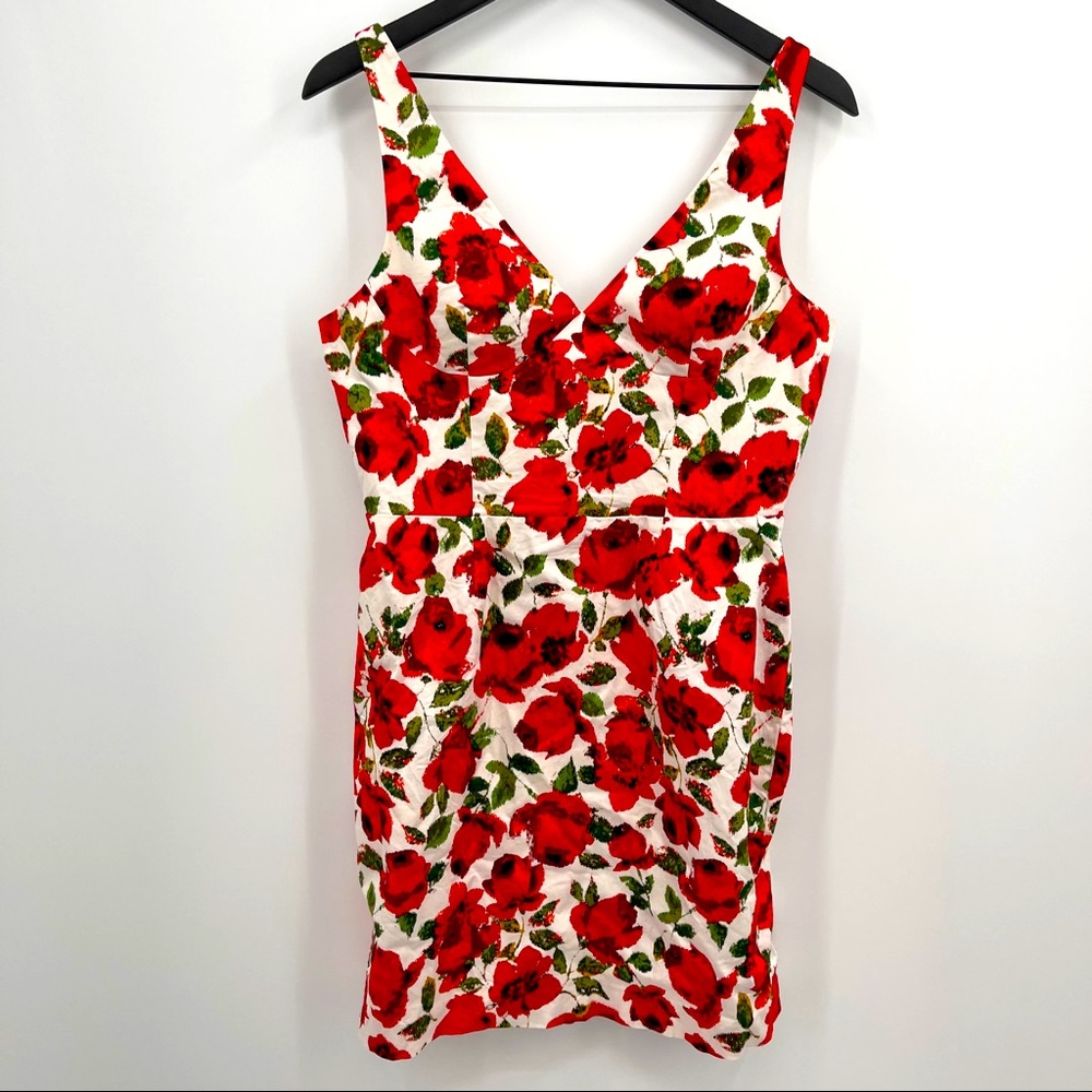 bebe Red Floral V-Neck Sheath Dress with Green Leaves